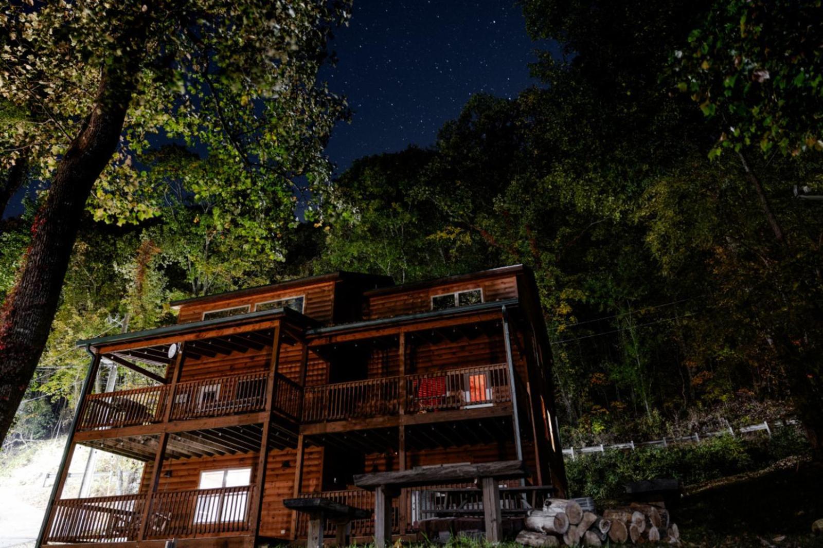 Heavenly Heights By Ghosal Luxury Lodging سيفيرفيل المظهر الخارجي الصورة
