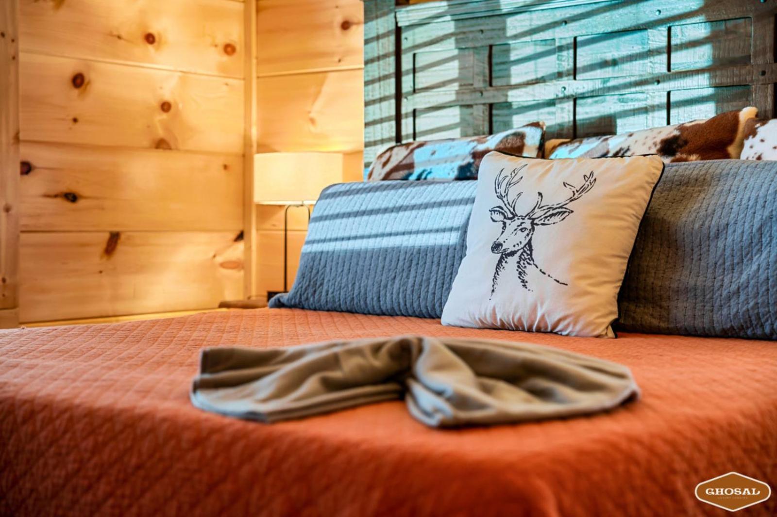 Heavenly Heights By Ghosal Luxury Lodging سيفيرفيل المظهر الخارجي الصورة